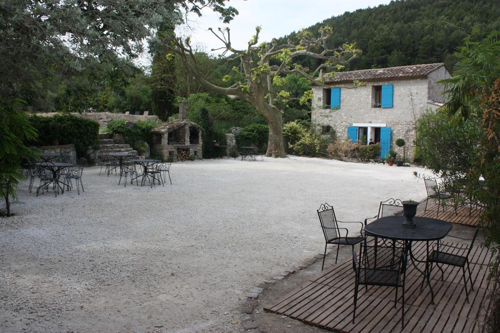 Bastide De La Lezardiere Fontaine-de-Vaucluse Oda fotoğraf